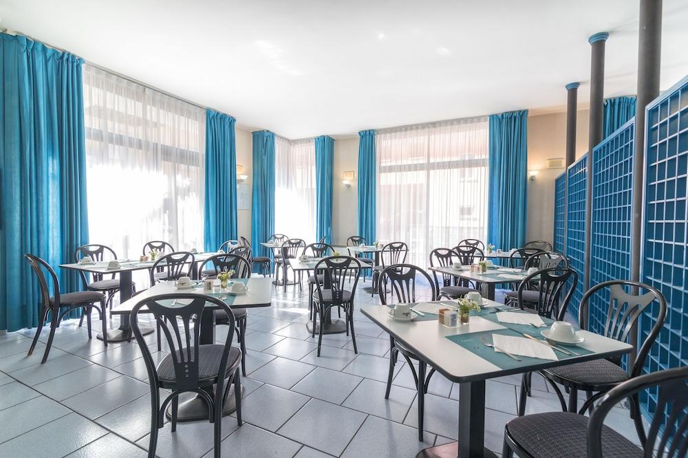 Hi Hotels Рива-дель-Гарда Экстерьер фото