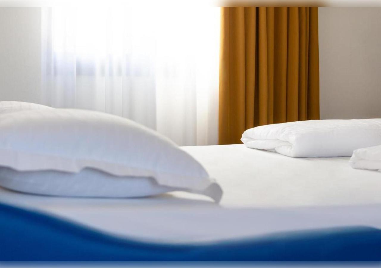 Hi Hotels Рива-дель-Гарда Экстерьер фото